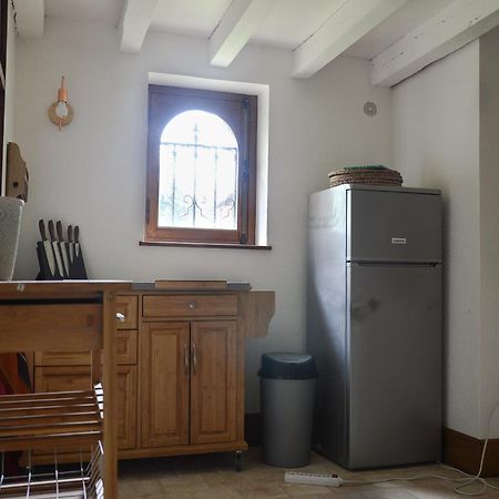 Chambre D'Hote De Charme Dans Maison Independante Preaux  Eksteriør billede