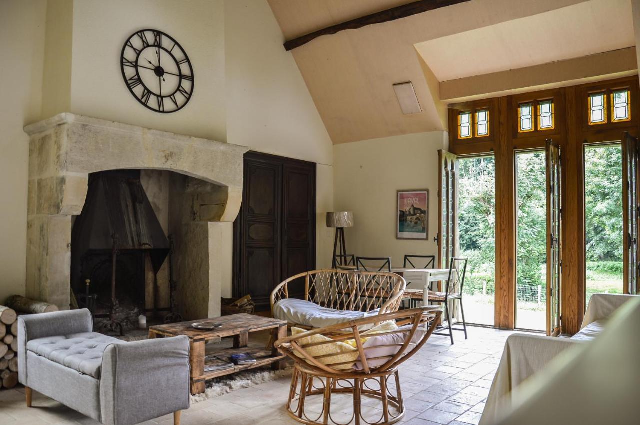 Chambre D'Hote De Charme Dans Maison Independante Preaux  Eksteriør billede
